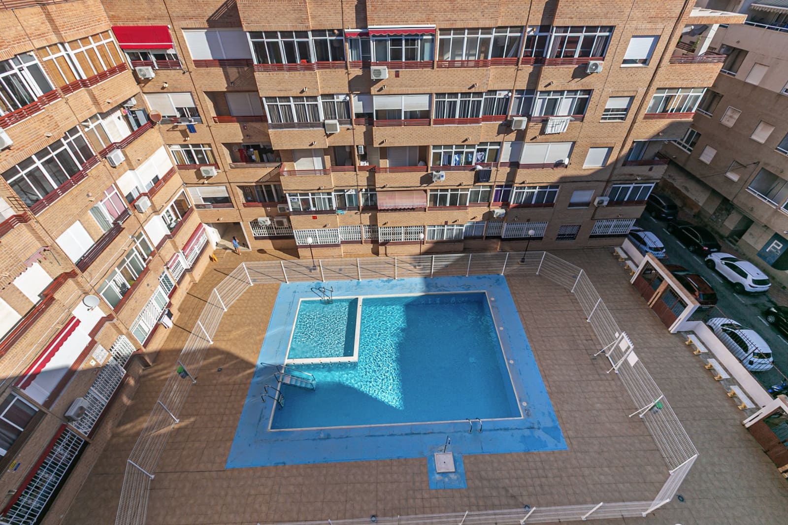 1 makuuhuone Huoneisto myytävänä paikassa Torrevieja mukana uima-altaan 
autotalli - 95 000 € (Ref: 10113353)