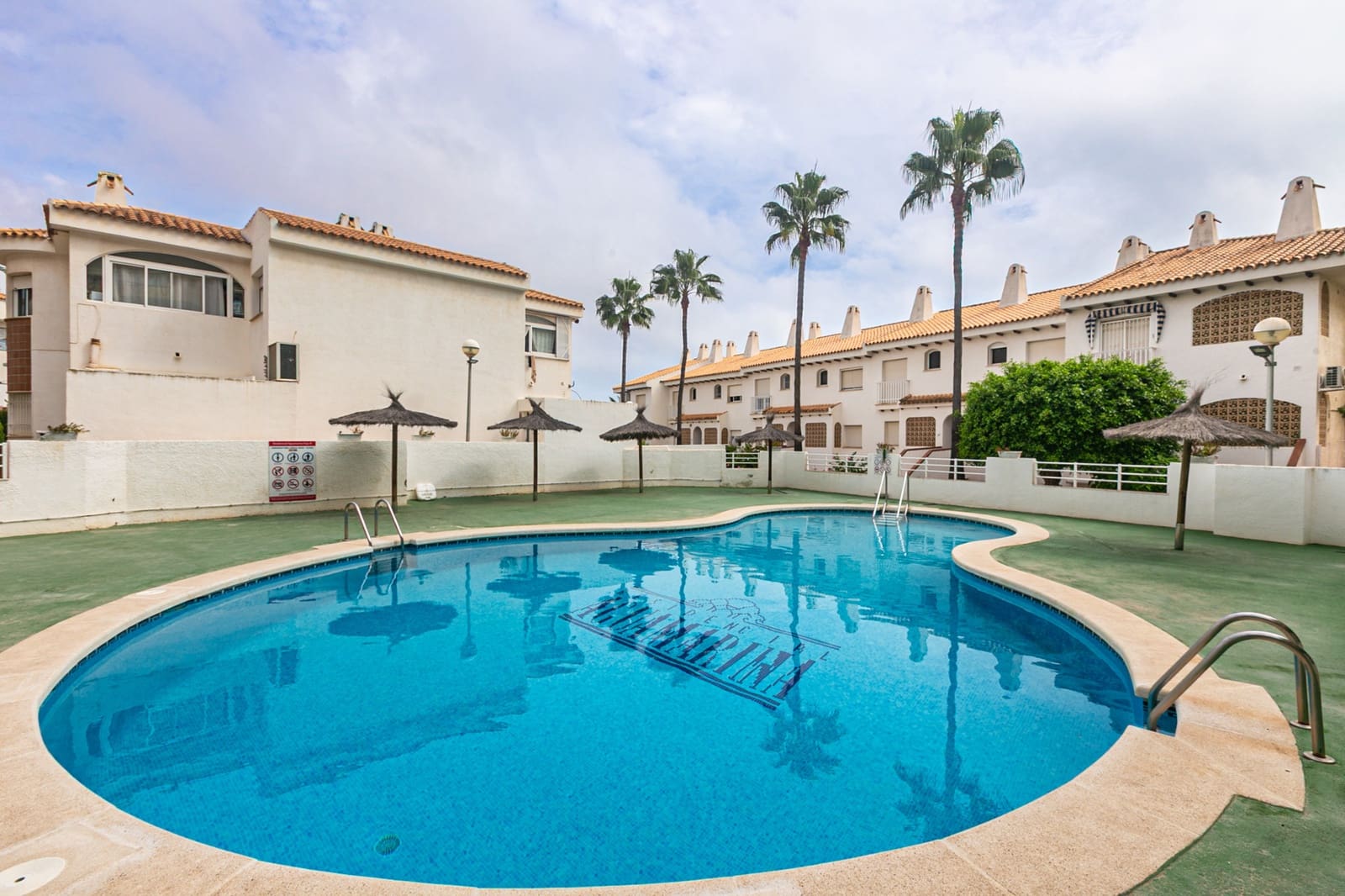 3 camera da letto Appartamento in vendita in Cabo Roig con piscina - 375.000 € (Rif: 10125048)