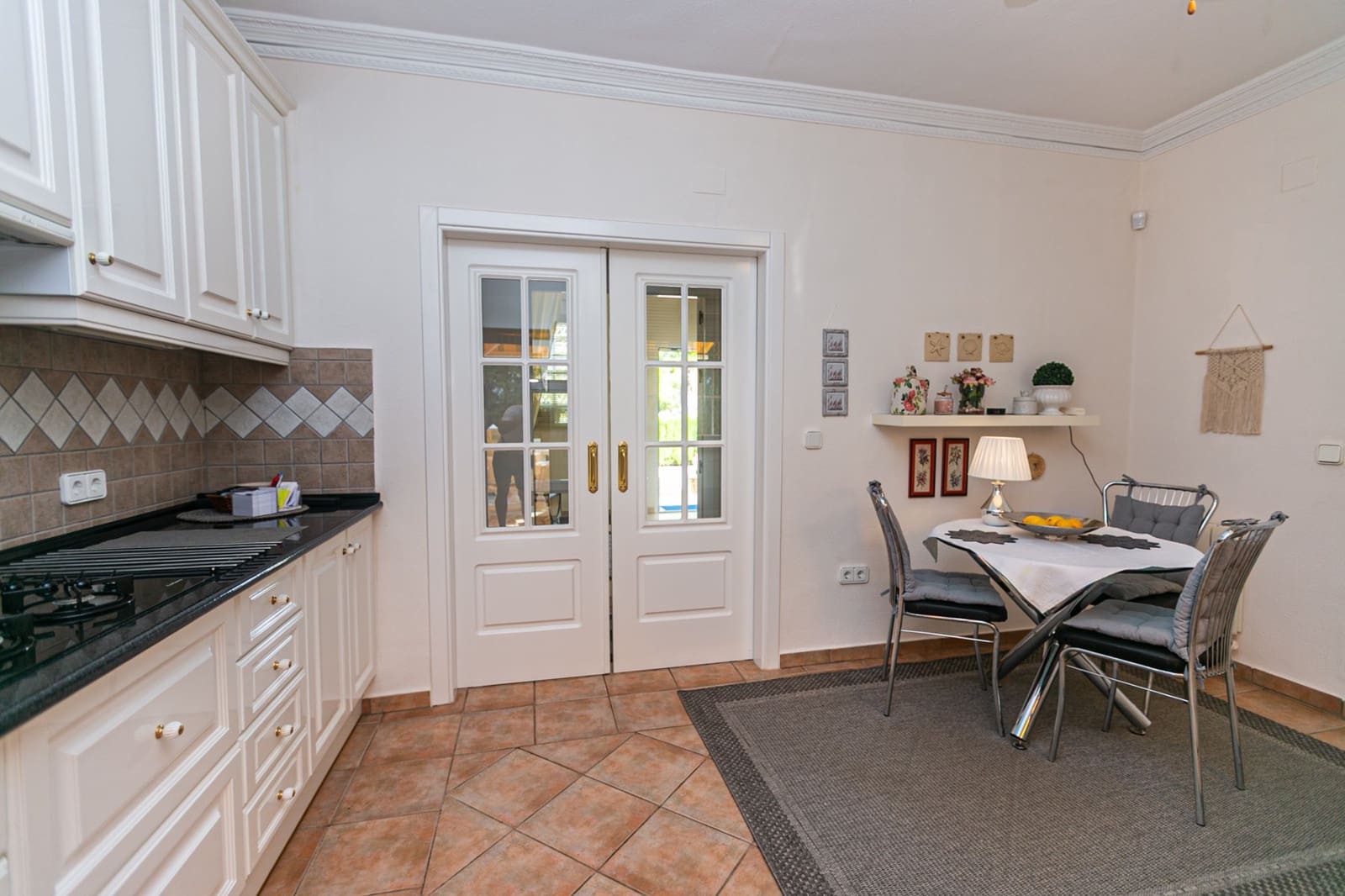 Chalet de 5 habitaciones en Villamartin en venta con piscina garaje - 698.900 € (Ref: 10134910)