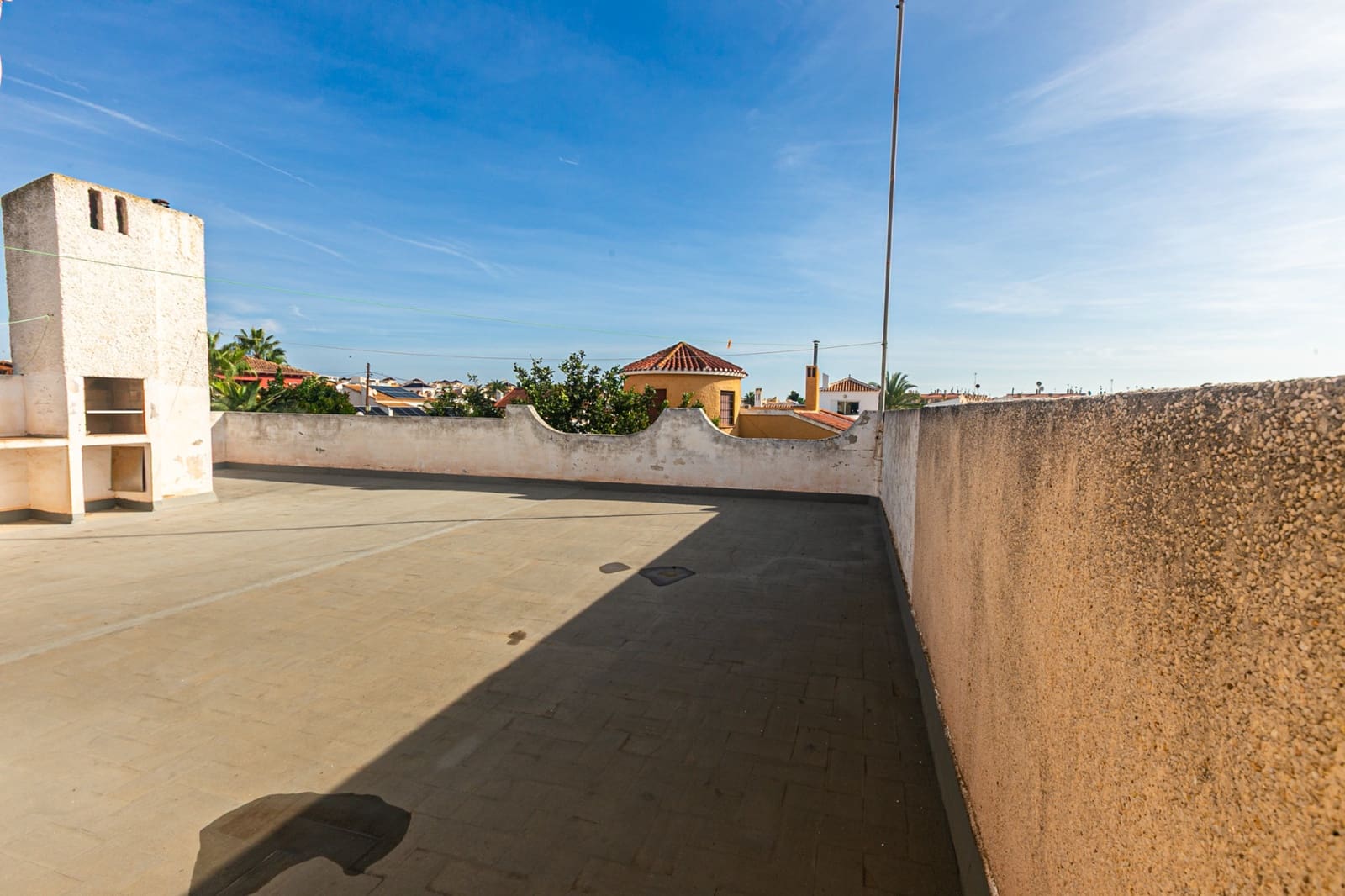 Chalet de 3 habitaciones en La Florida en venta con piscina garaje - 415.000 € (Ref: 10136742)