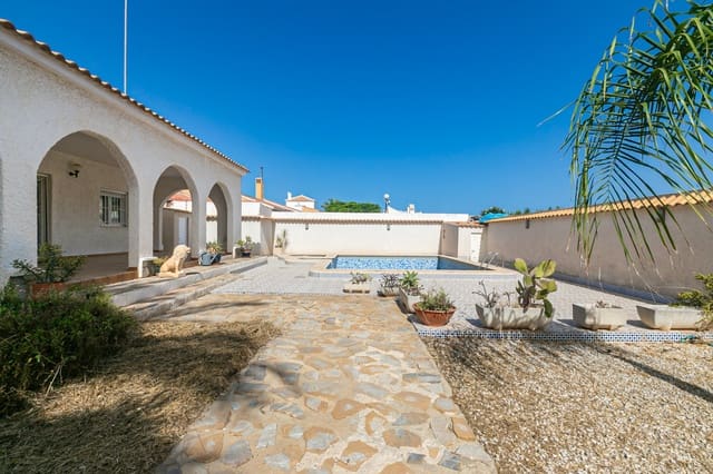 Chalet de 3 habitaciones en La Florida, Orihuela en venta con piscina garaje - 415.000 € (Ref: 10136742)