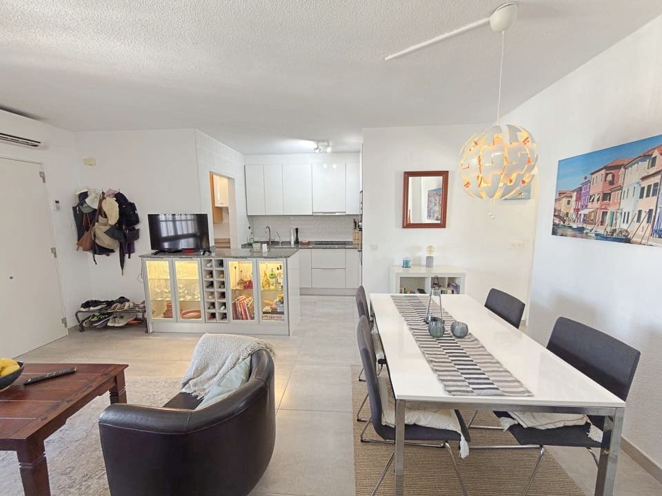 2 quarto Casa em Banda para venda em Villamartin com piscina garagem - 229 000 € (Ref: 10144838)