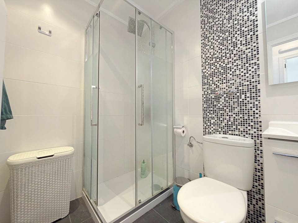 2 quarto Casa em Banda para venda em Villamartin com piscina garagem - 229 000 € (Ref: 10144838)