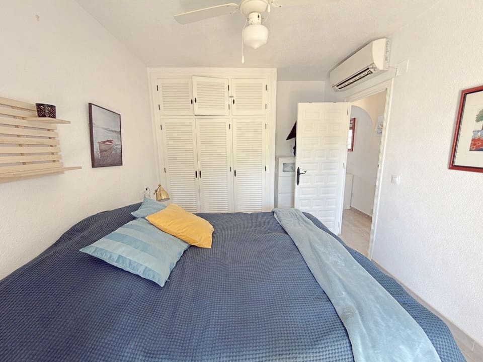 2 quarto Casa em Banda para venda em Villamartin com piscina garagem - 229 000 € (Ref: 10144838)