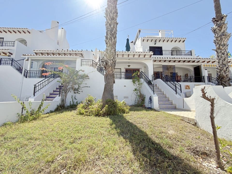 2 quarto Casa em Banda para venda em Villamartin com piscina garagem - 229 000 € (Ref: 10144838)