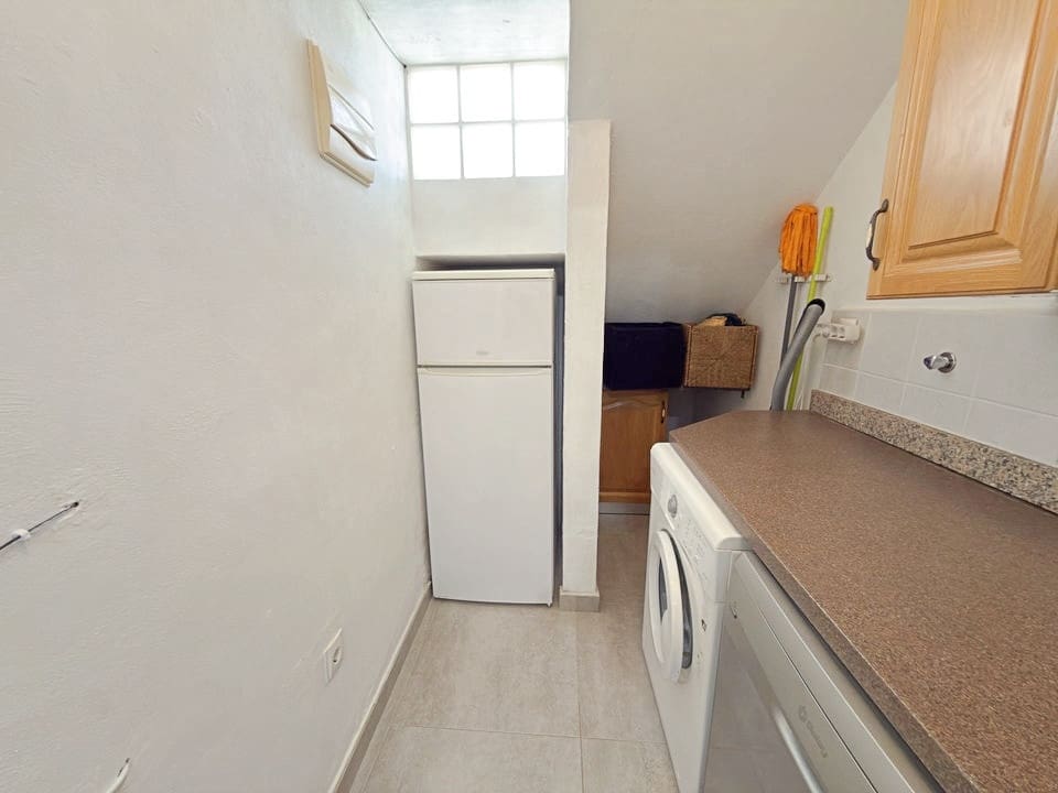 2 quarto Casa em Banda para venda em Villamartin com piscina garagem - 229 000 € (Ref: 10144838)