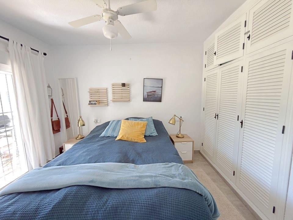 2 quarto Casa em Banda para venda em Villamartin com piscina garagem - 229 000 € (Ref: 10144838)