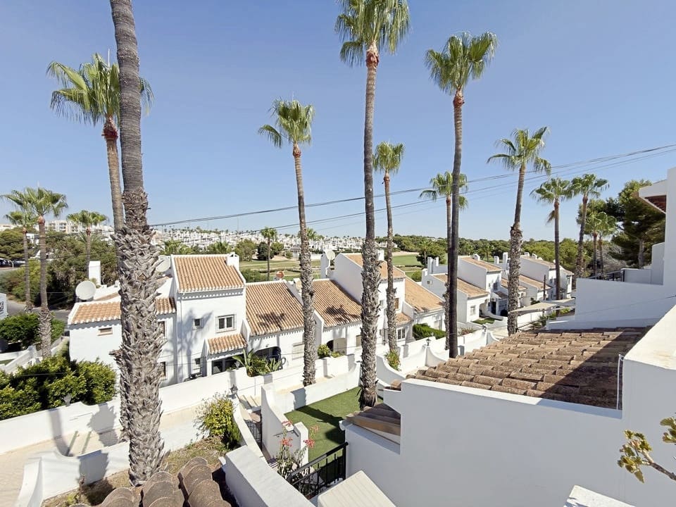 2 quarto Casa em Banda para venda em Villamartin com piscina garagem - 229 000 € (Ref: 10144838)