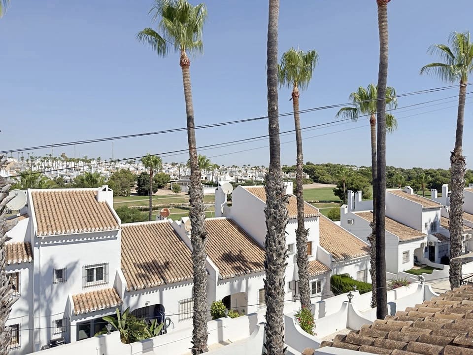 2 quarto Casa em Banda para venda em Villamartin com piscina garagem - 229 000 € (Ref: 10144838)