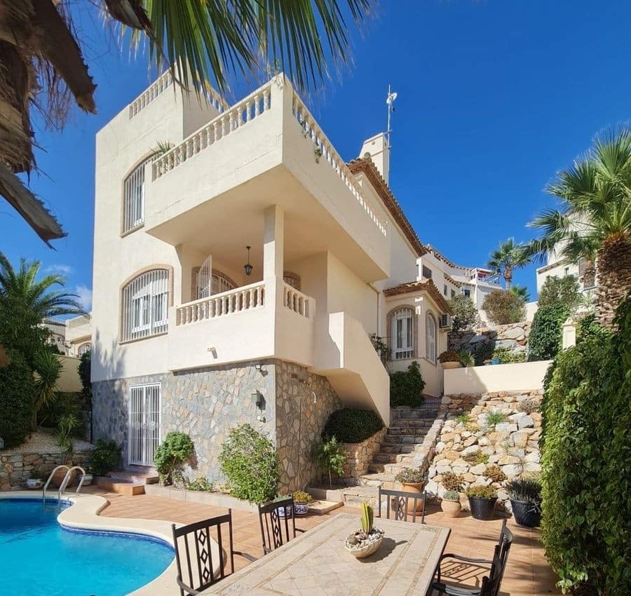 3 slaapkamer Villa te koop in Las Ramblas Golf met zwembad garage - € 479.000 (Ref: 10144960)