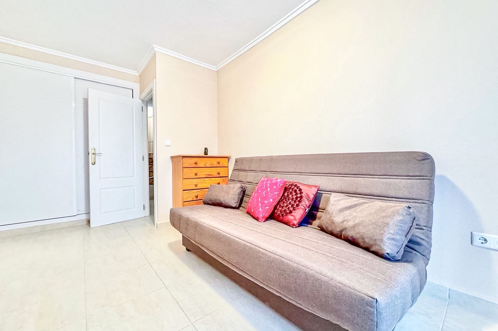 3 bedroom Townhouse for sale in El Chaparral with pool - € 199,000 (Ref: 10153990)