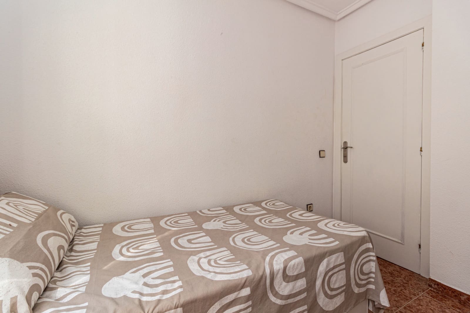 2 sypialnia Penthouse na sprzedaż w Torrevieja z basenem - 152 000 € (Ref: 10155912)