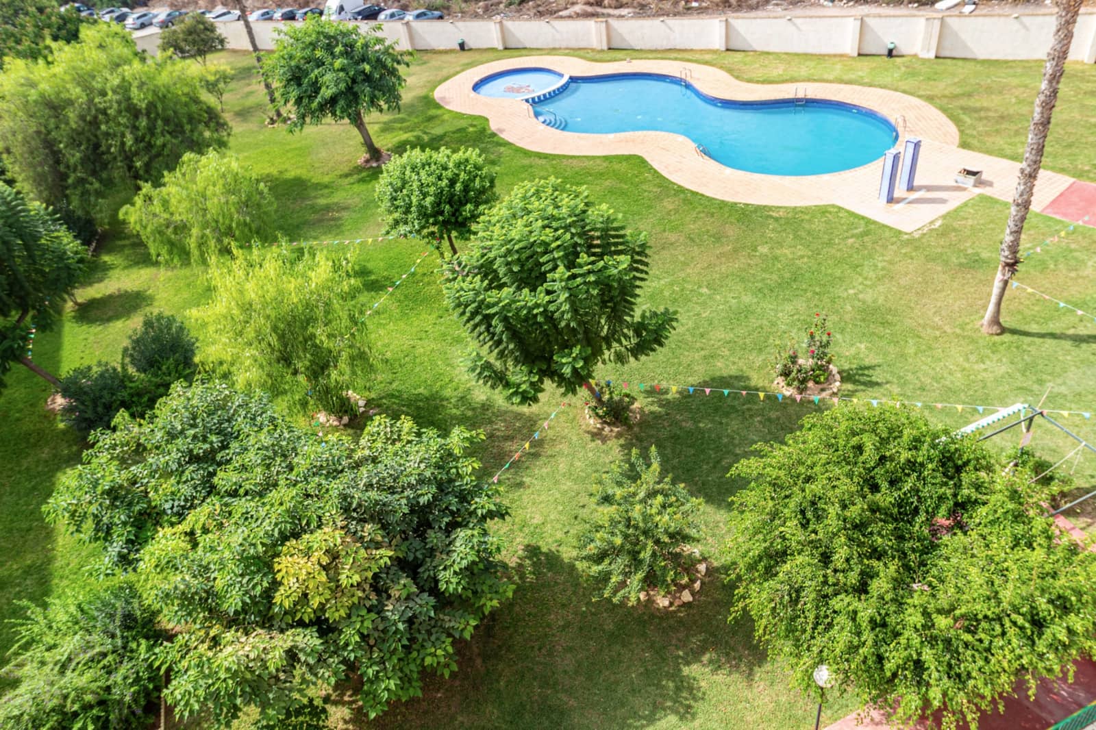 2 sypialnia Penthouse na sprzedaż w Torrevieja z basenem - 152 000 € (Ref: 10155912)