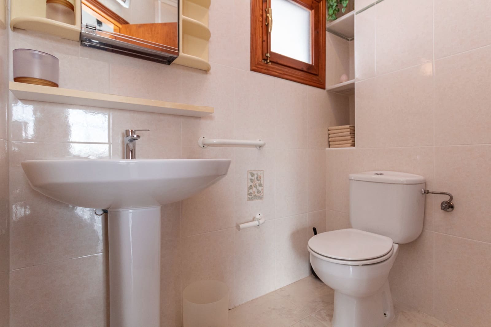 Pareado de 3 habitaciones en Torrevieja en venta con piscina - 210.000 € (Ref: 10156839)