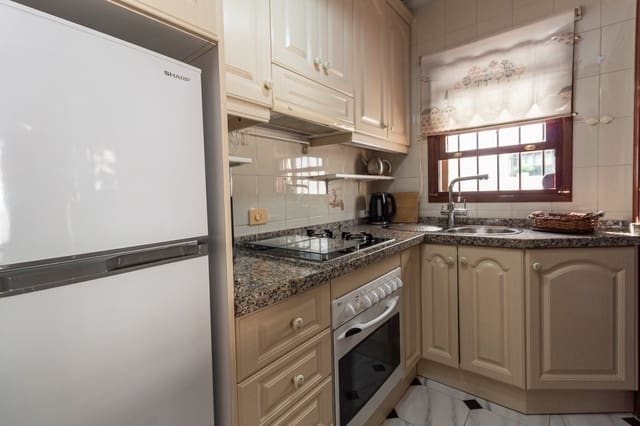 3 sypialnia Dom blizniak na sprzedaż w Los Frutales, Torrevieja z basenem - 210 000 € (Ref: 10156839)