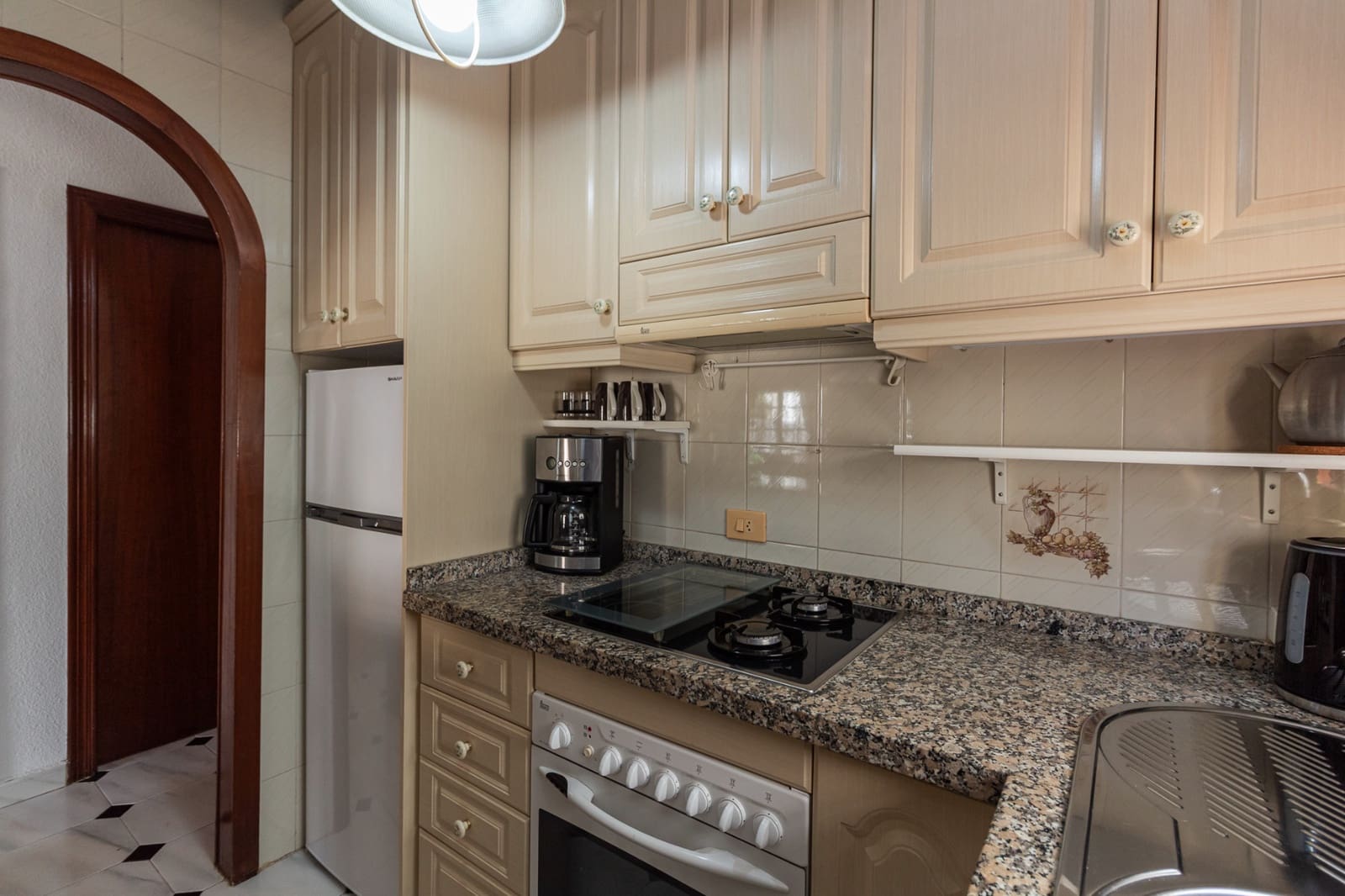 Pareado de 3 habitaciones en Torrevieja en venta con piscina - 210.000 € (Ref: 10156839)