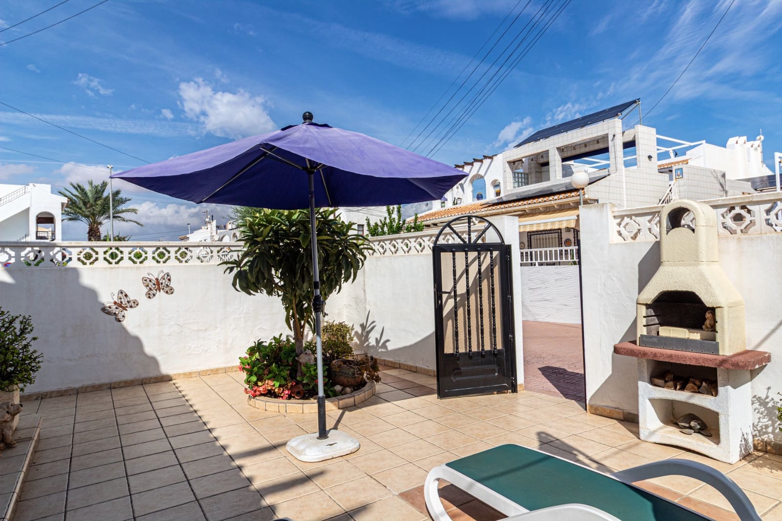 Pareado de 3 habitaciones en Torrevieja en venta con piscina - 210.000 € (Ref: 10156839)