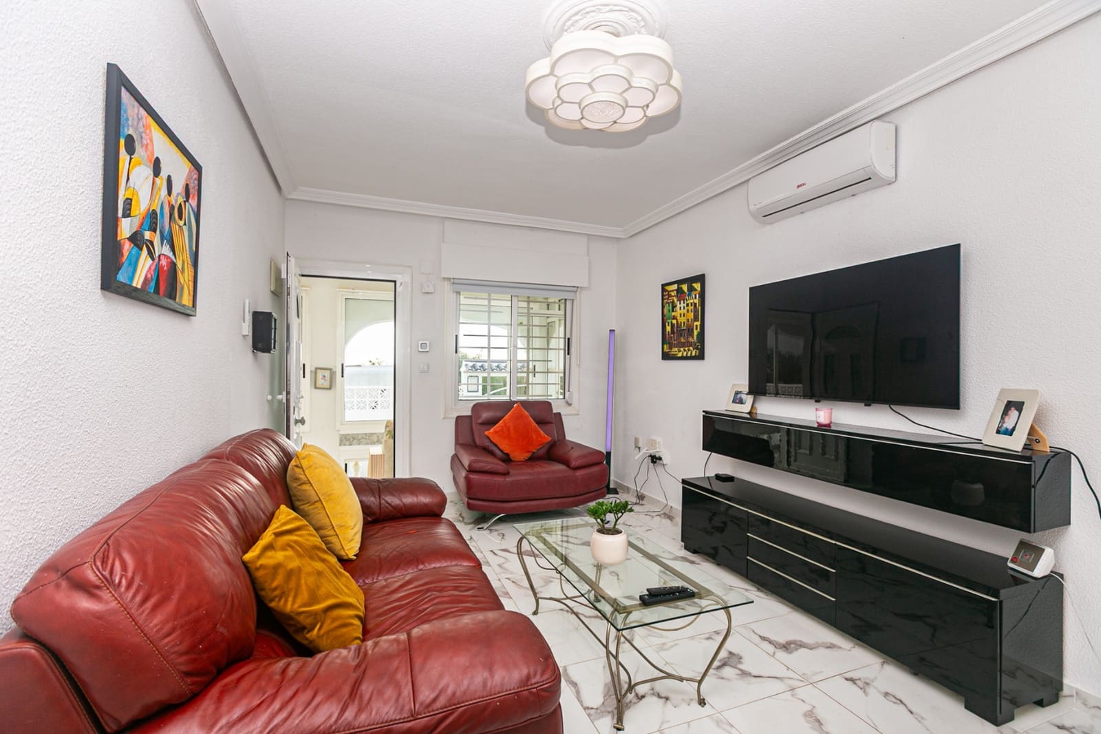 3 sypialnia Willa na sprzedaż w San Miguel de Salinas z basenem - 340 000 € (Ref: 10158481)