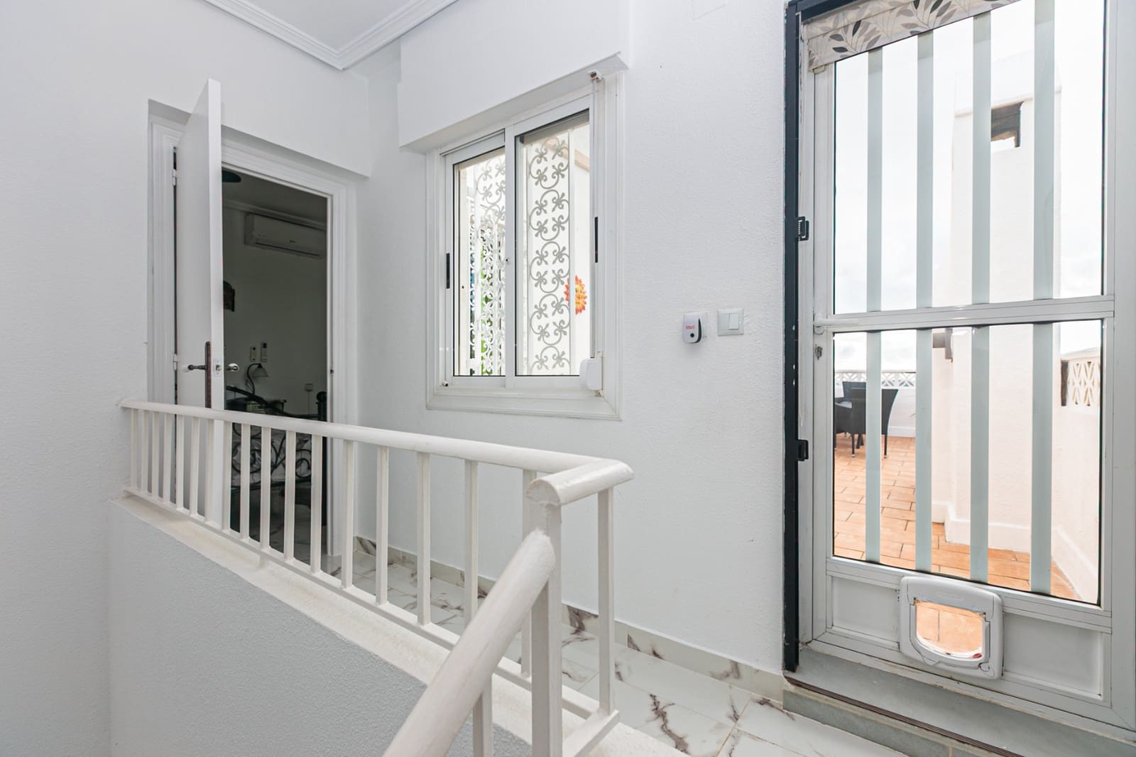 3 sypialnia Willa na sprzedaż w San Miguel de Salinas z basenem - 340 000 € (Ref: 10158481)
