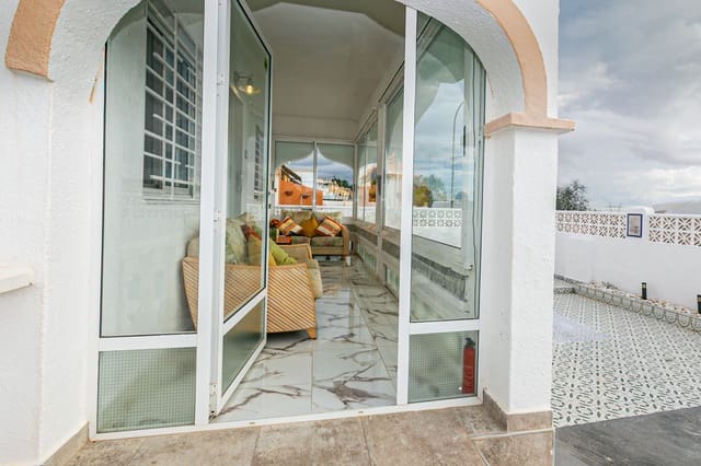3 sypialnia Willa na sprzedaż w San Miguel de Salinas z basenem - 340 000 € (Ref: 10158481)