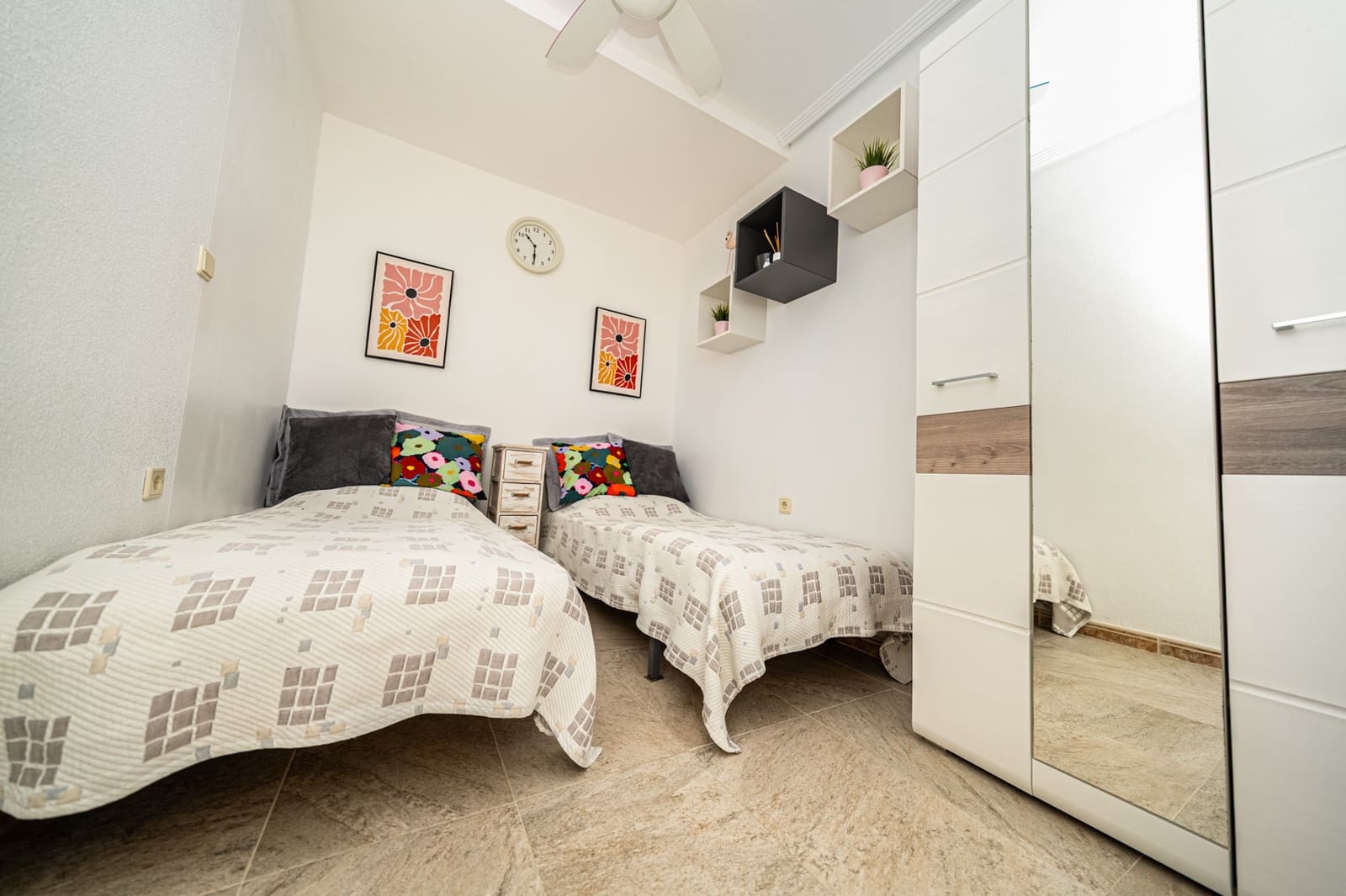 2 soveværelse Lejlighed til salg i Orihuela Costa med swimmingpool - € 192.500 (Ref: 10158827)