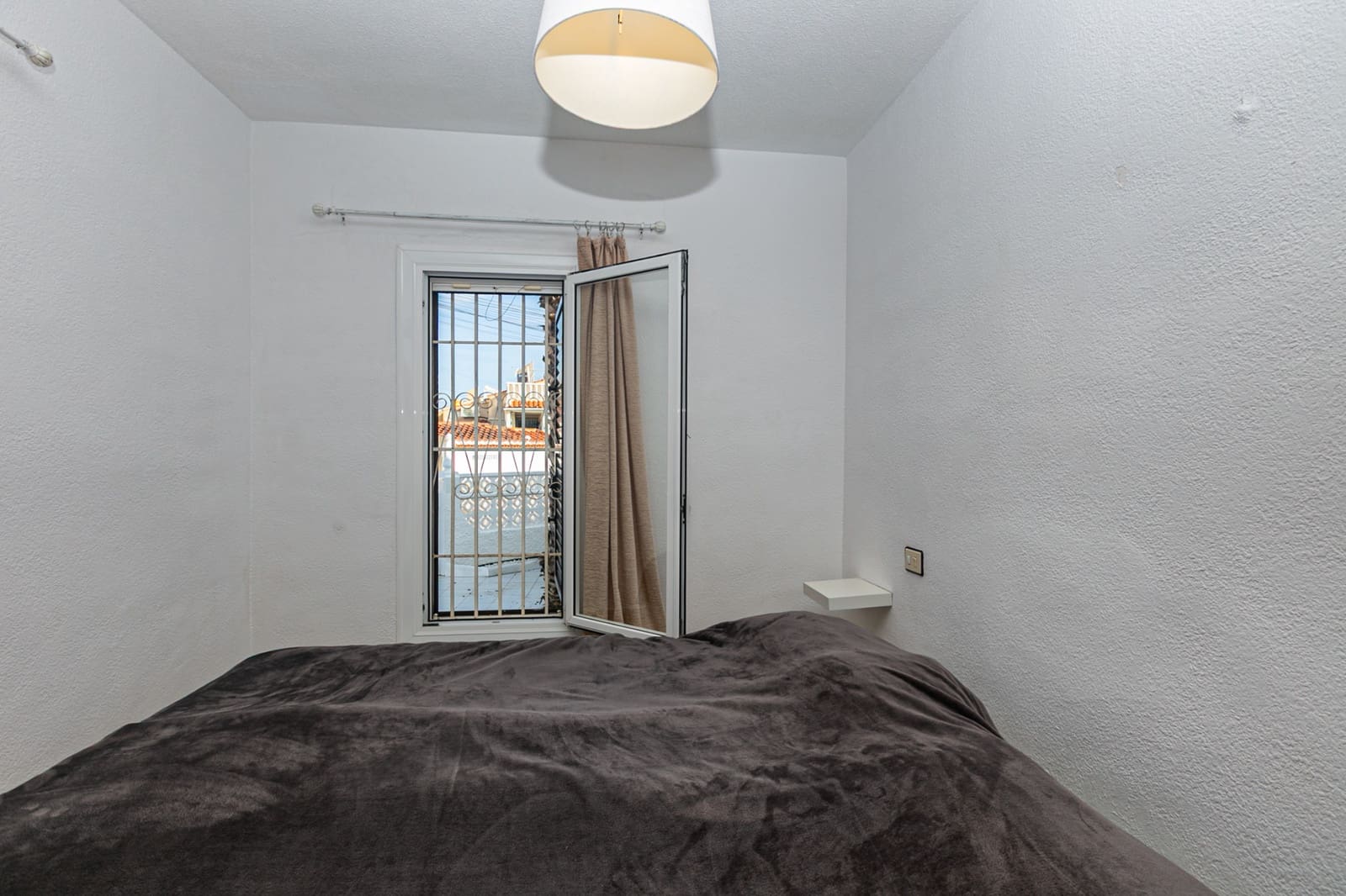 1 camera da letto Bungalow da affittare in La Florida - 820 € (Rif: 10160131)