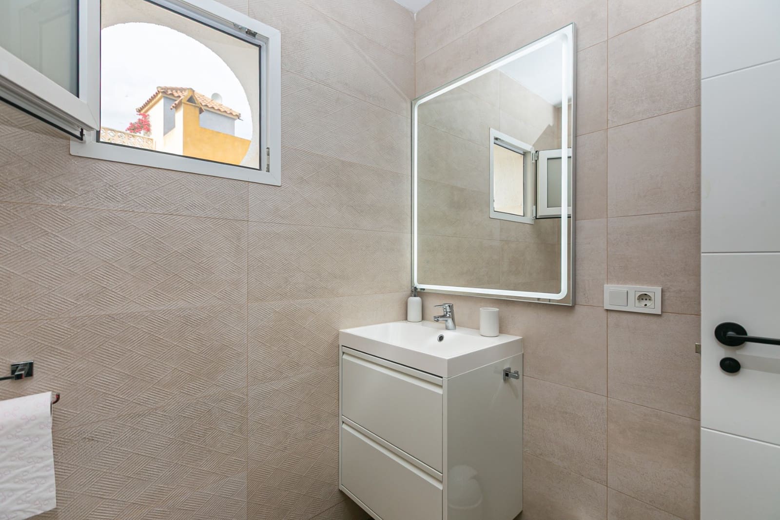 1 bedroom Bungalow for sale in Villamartin - € 120,000 (Ref: 10163403)