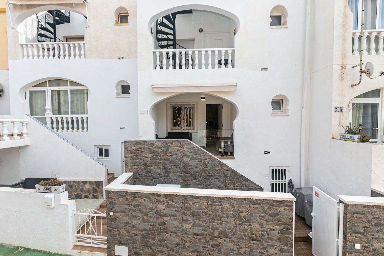 1 bedroom Bungalow for sale in Villamartin - € 120,000 (Ref: 10163403)