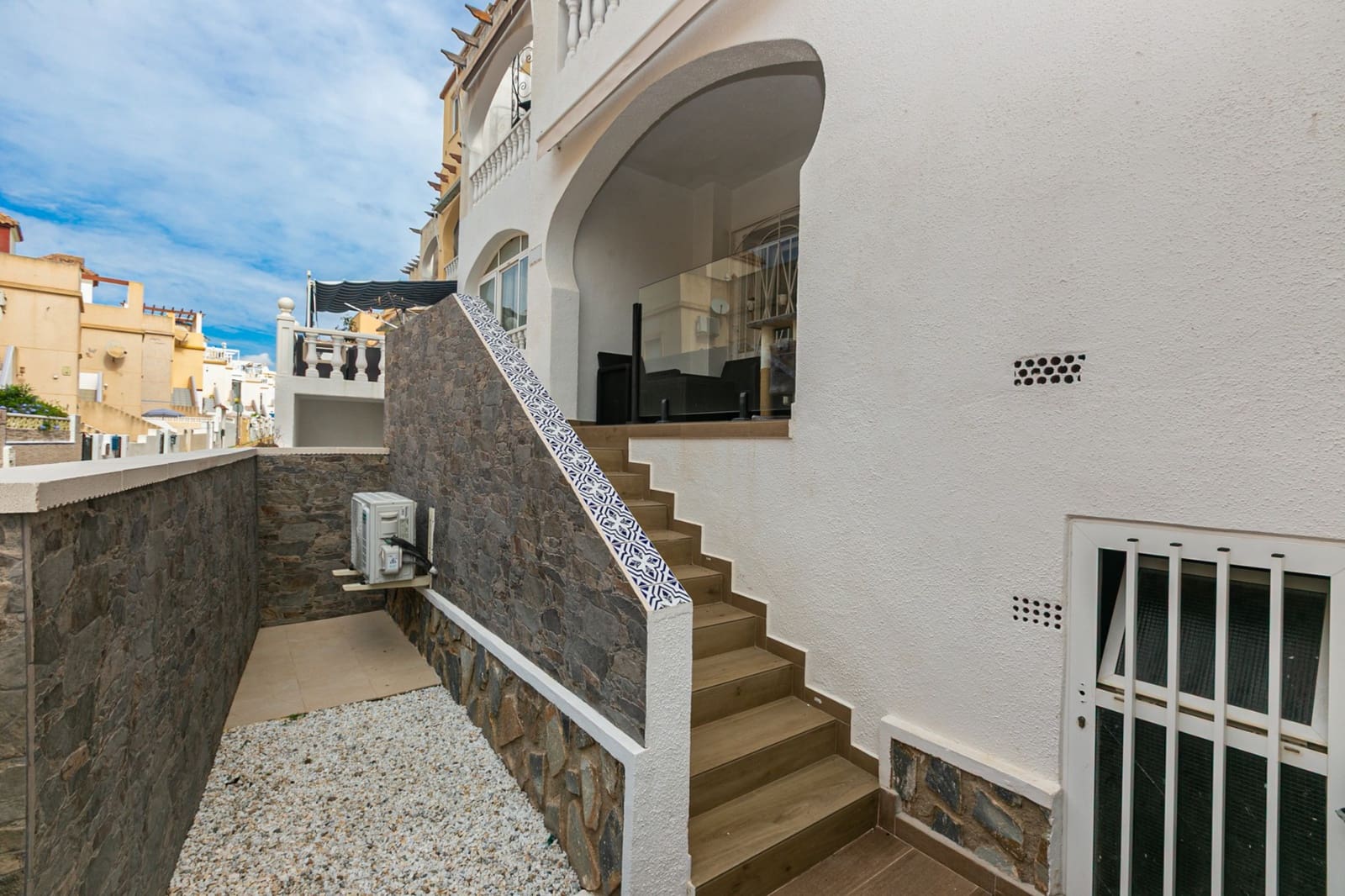 1 bedroom Bungalow for sale in Villamartin - € 120,000 (Ref: 10163403)