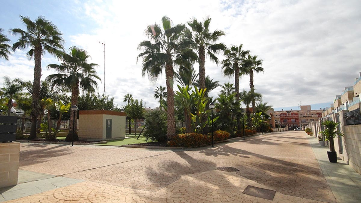 3 soverom Hus til salgs i Los Dolses med svømmebasseng garasje - € 395 000 (Ref: 10168855)