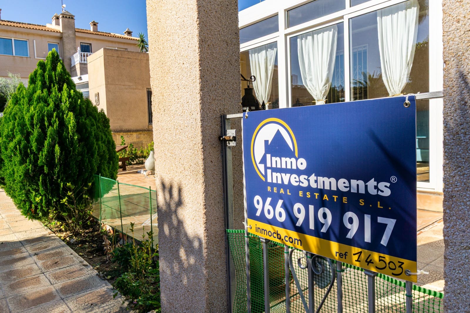 2 soveværelse Lejlighed til salg i Playa Flamenca med swimmingpool garage - € 215.000 (Ref: 10172135)