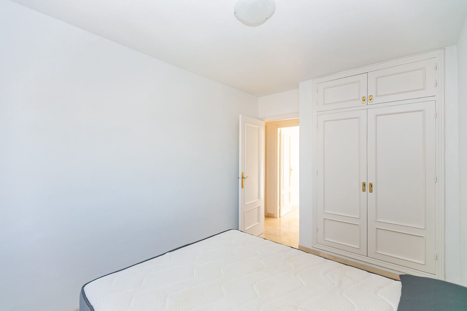 Casa de 2 habitaciones en Villamartin en venta con piscina - 279.900 € (Ref: 10175662)