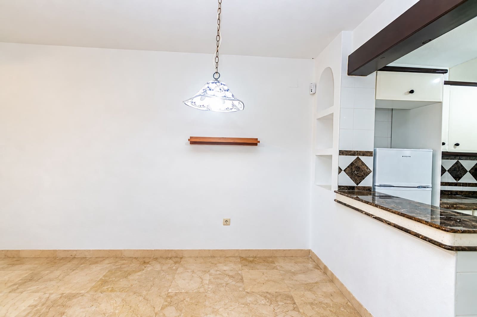 Casa de 2 habitaciones en Villamartin en venta con piscina - 279.900 € (Ref: 10175662)