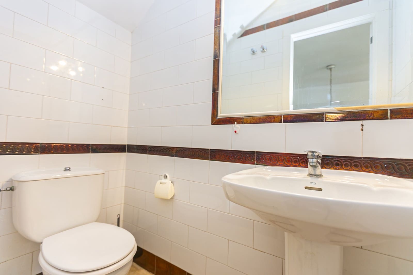 Casa de 2 habitaciones en Villamartin en venta con piscina - 279.900 € (Ref: 10175662)