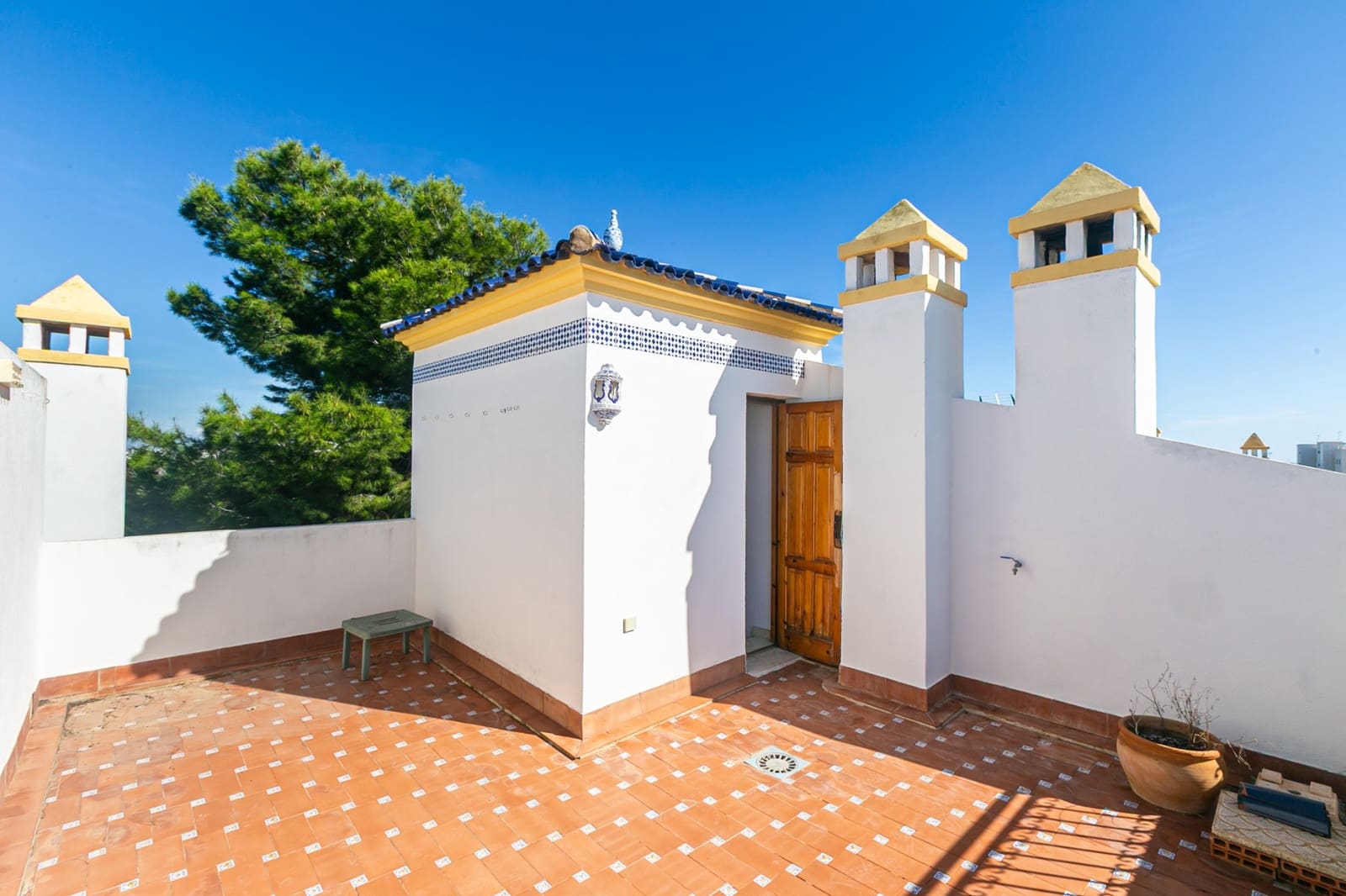 Casa de 2 habitaciones en Villamartin en venta con piscina - 279.900 € (Ref: 10175662)