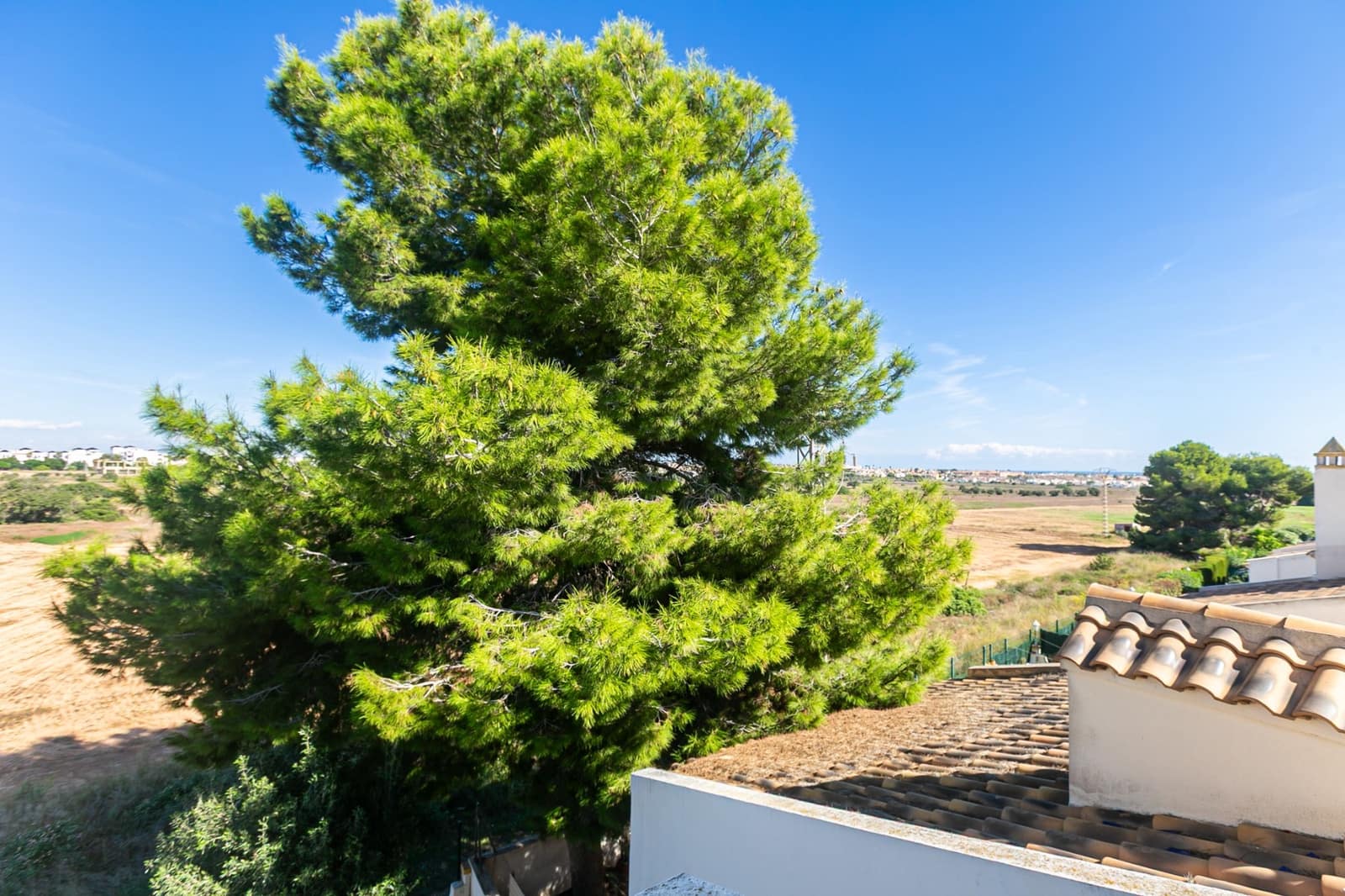 Casa de 2 habitaciones en Villamartin en venta con piscina - 279.900 € (Ref: 10175662)