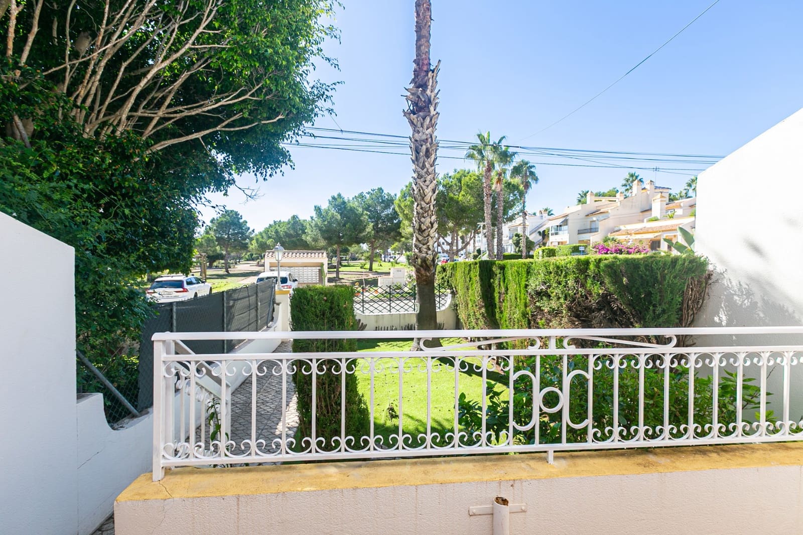 Casa de 2 habitaciones en Villamartin en venta con piscina - 279.900 € (Ref: 10175662)