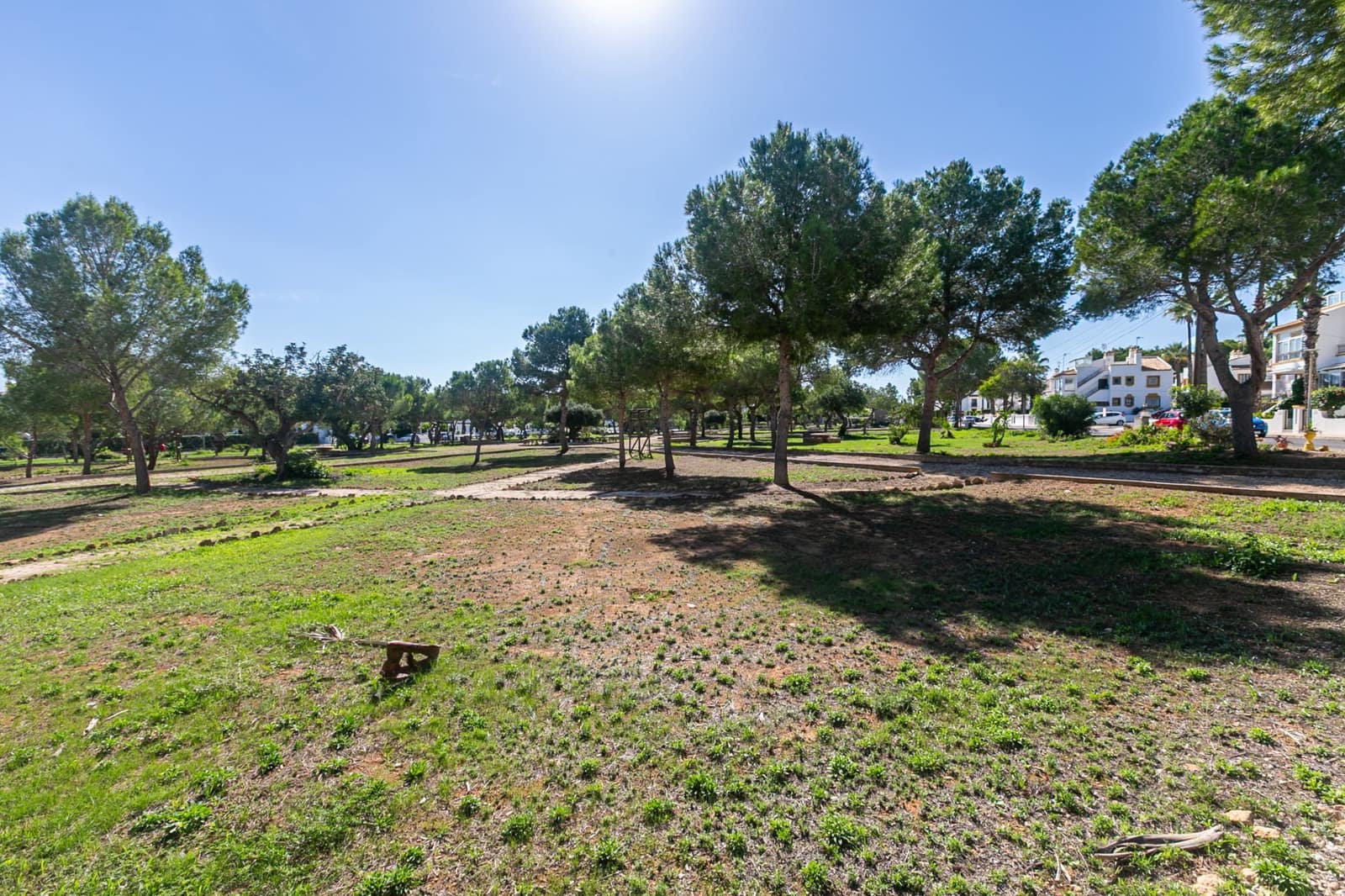 Casa de 2 habitaciones en Villamartin en venta con piscina - 279.900 € (Ref: 10175662)