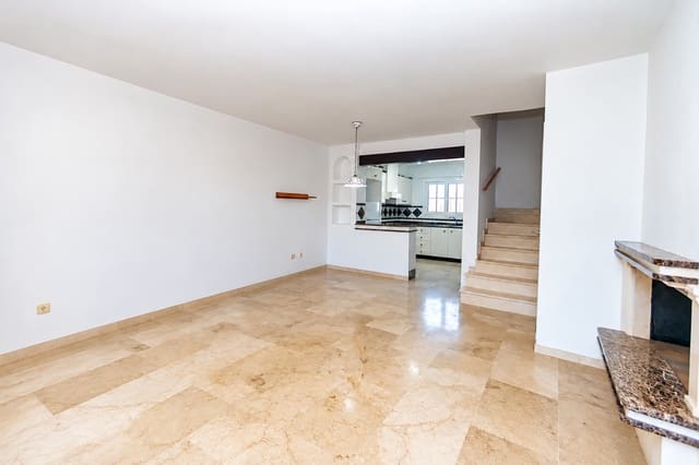 Casa de 2 habitaciones en Villamartin, Orihuela en venta con piscina - 279.900 € (Ref: 10175662)