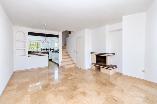Casa de 2 habitaciones en Villamartin, Orihuela en venta con piscina - 279.900 € (Ref: 10175662)