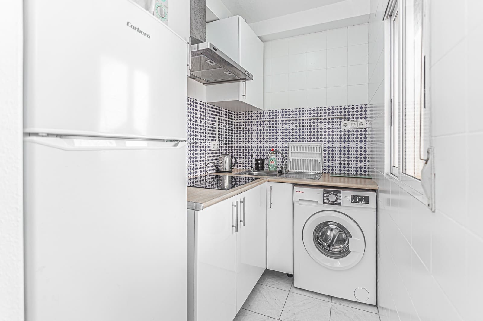 Ático de 2 habitaciones en Torrevieja en venta con piscina - 129.000 € (Ref: 10175780)