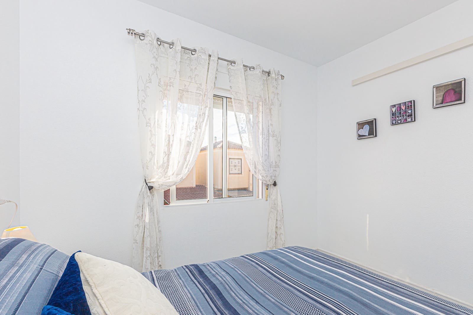 Ático de 2 habitaciones en Torrevieja en venta con piscina - 129.000 € (Ref: 10175780)