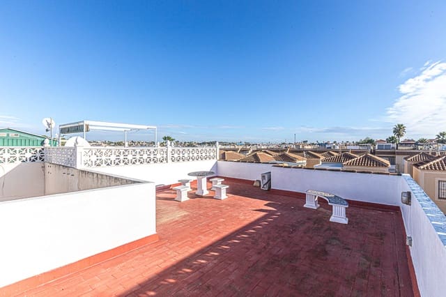 Ático de 2 habitaciones en El Chaparral - La Siesta - La Torreta, Torrevieja en venta con piscina - 129.000 € (Ref: 10175780)