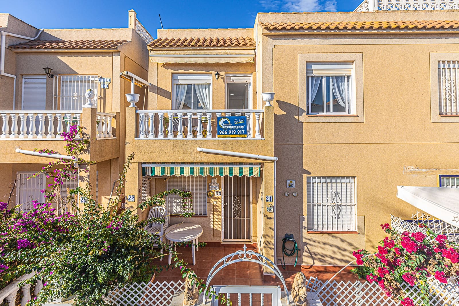 Ático de 2 habitaciones en Torrevieja en venta con piscina - 129.000 € (Ref: 10175780)