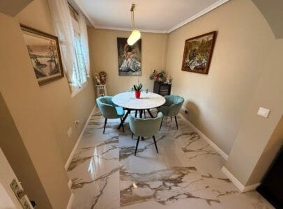2 Zimmer Reihenhaus zu verkaufen in Punta Prima mit Pool Garage - 299.000 € (Ref: 10179423)