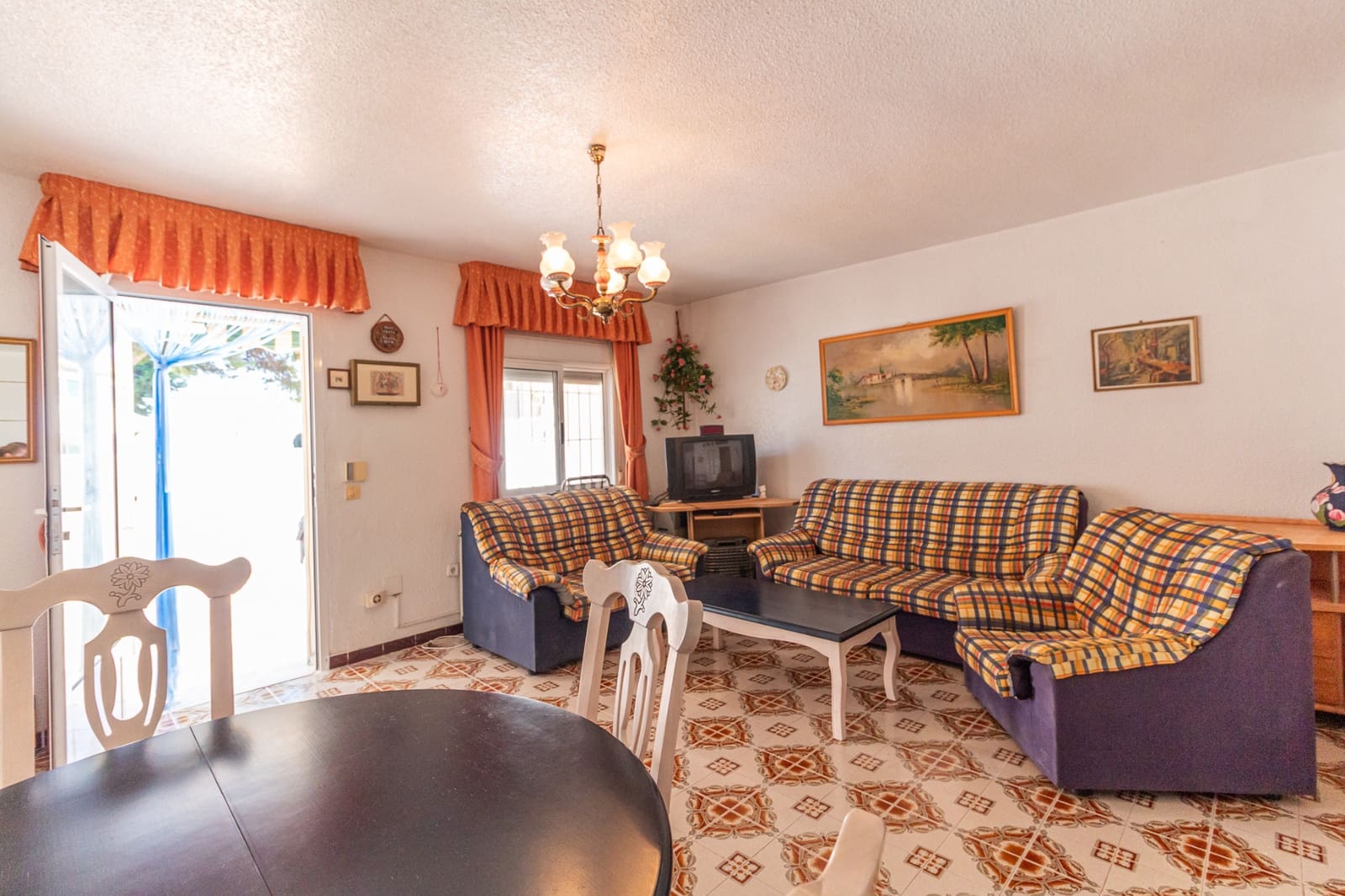 3 soveværelse Byhus til salg i Torrevieja - € 165.000 (Ref: 10181700)