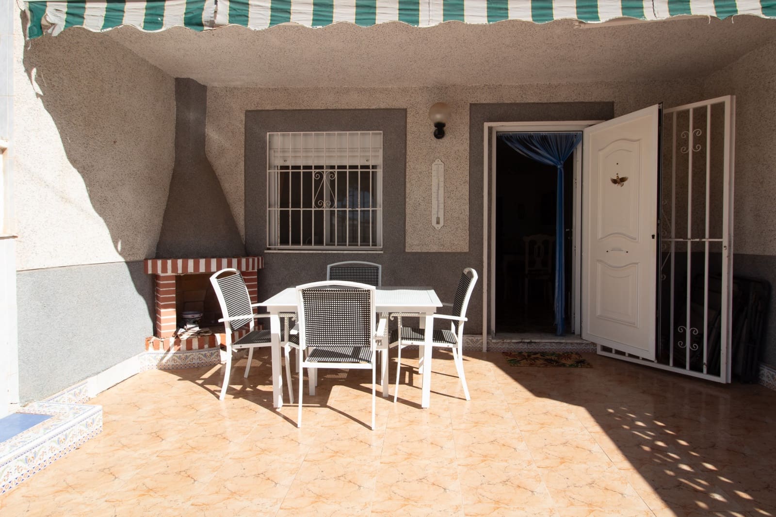 3 soveværelse Byhus til salg i Torrevieja - € 165.000 (Ref: 10181700)