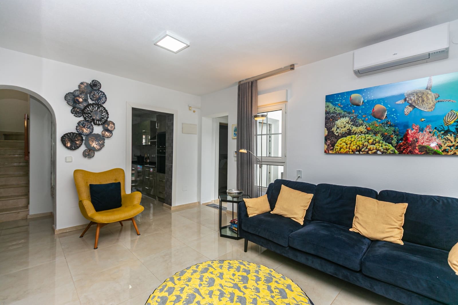 4 quarto Moradia para venda em Villamartin com piscina garagem - 579 000 € (Ref: 10182027)