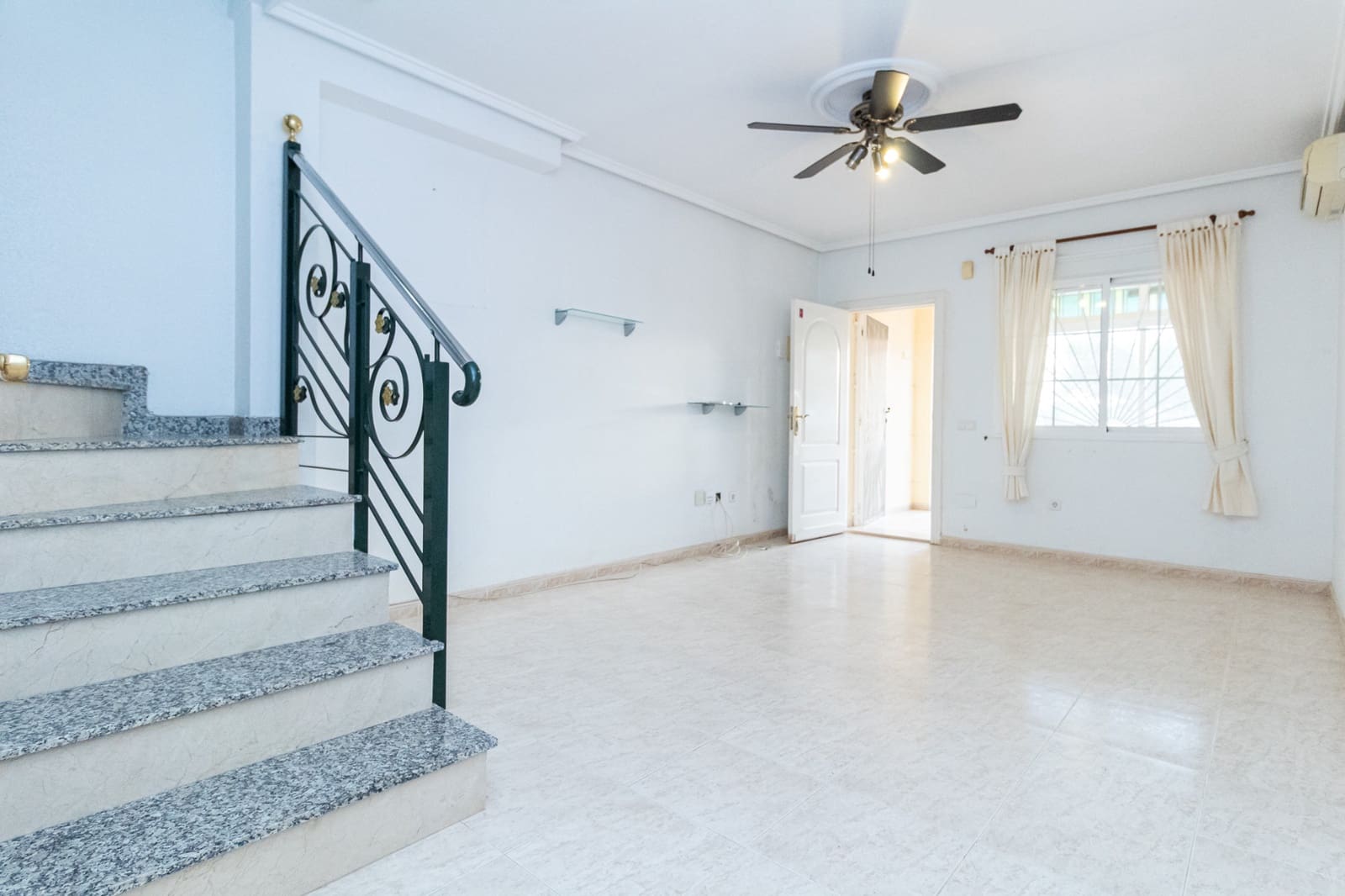 Casa de 2 habitaciones en Doña Pepa en venta con piscina - 149.000 € (Ref: 10182140)