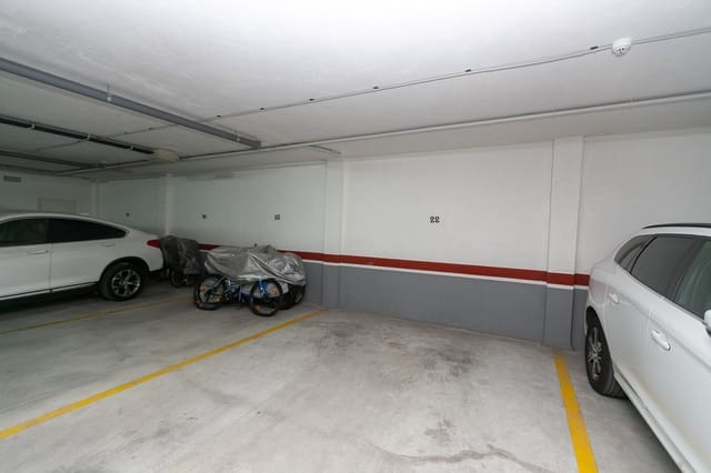Garagem para arrendar em Playa Flamenca, Orihuela - 181 € (Ref: 10186117)